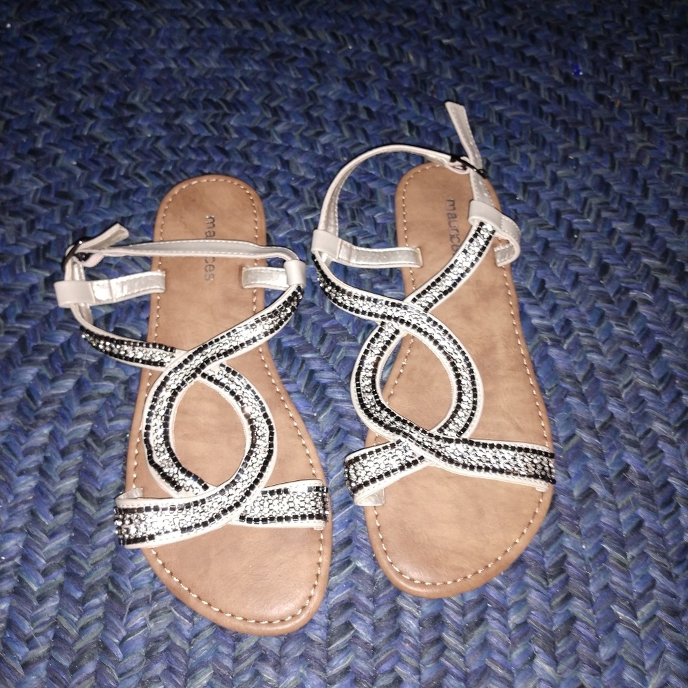 Maurice's flat sandals